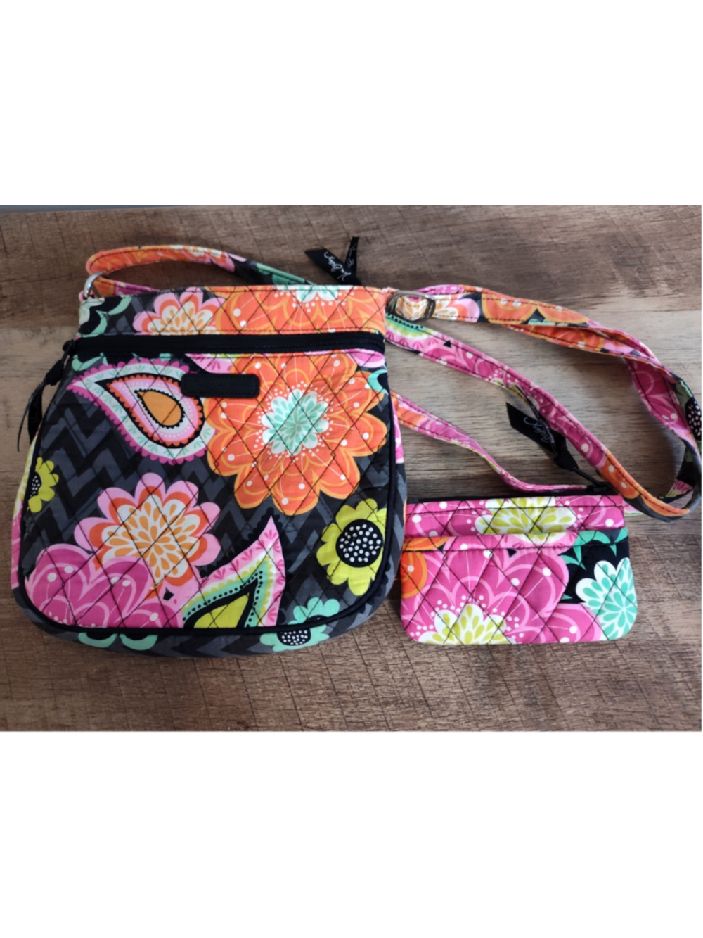 Vera Bradley Crossbody Bag and Matching Coin Purse Black Orange Floral Paisley - Picture 6 of 8